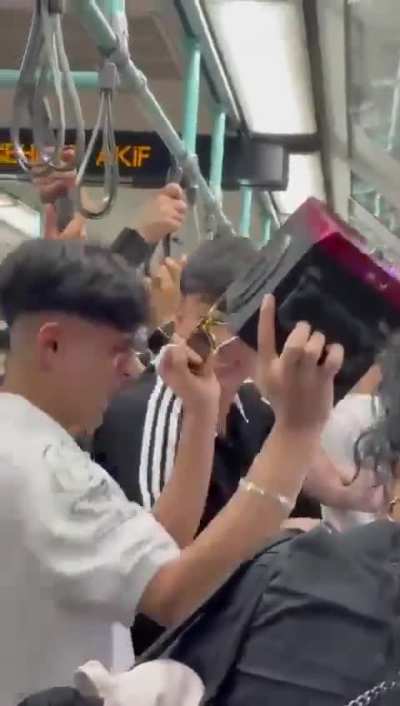 Halkı kin ve düşmanlığa tahrik