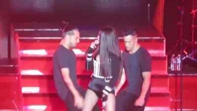 Throwback to 2015 when she wore this great outfit