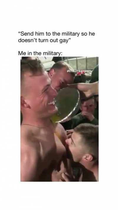 gay👨‍✈️irl