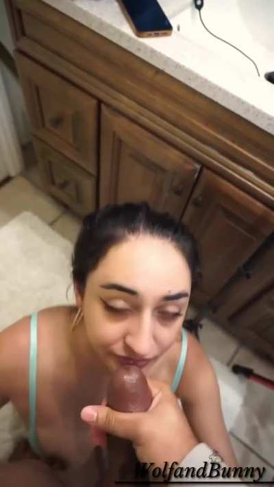 60% Off my 💙 OF 💙                               ✨NO PPV ✨ On my main feed  + countless hours of me getting drenched in cum like the good little Latina cum slut I am 🥹💦😜. Hope to see you there ⬇️(link)⬇️