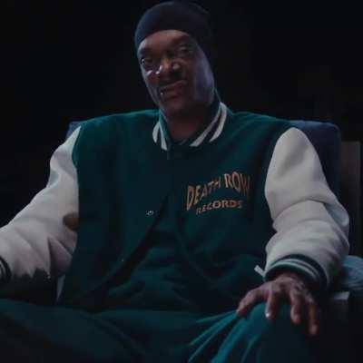 Looks like the Snoop giving up weed thing was a marketing fakeout