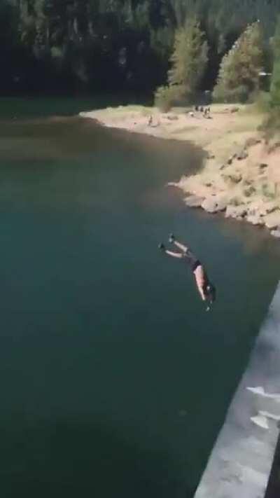 Parkour into the river