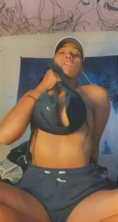 Possibly the best tits I’ve ever seen on reddit 😮