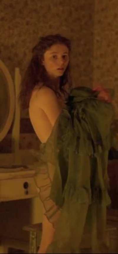 Thomasin McKenzie - Perfect Backstory in The True History of the Kelly Gang (Mobile Crop)