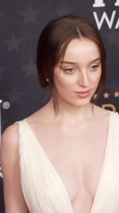 Her dress for the Critic choice awards 2023