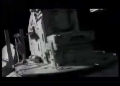 Clips of Star Wars: Episode I intercut with Kid Rock’s “Bawitdaba” on MTV is the most 1999 thing that ever happened.