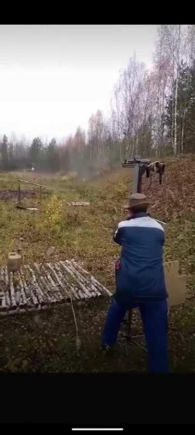 Periscope kit for AK rifle being tested somewhere in Ukraine, apparently an independent initiative, designed for trench warfare. 