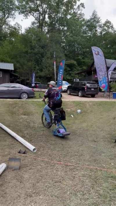 He built a Onewheel-powered bike. 🤯