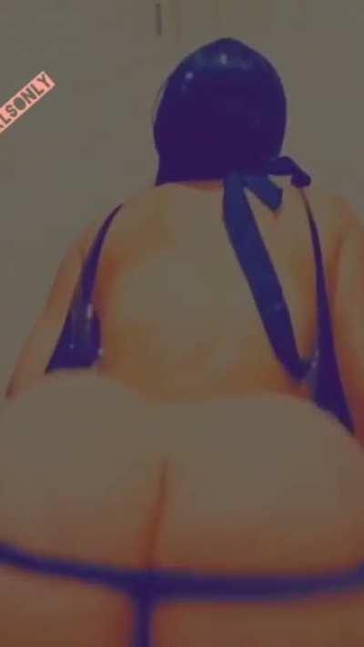 🍑 A S S 🍑. . .