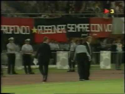 On This Day in 1995 : Louis van Gaal's Karate kick [Milan-Ajax UCL final]