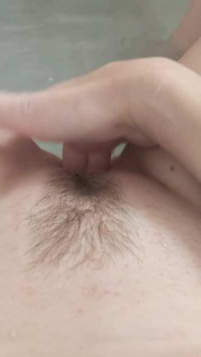 C(o)uldn't help but fu(c)k myself in the bath