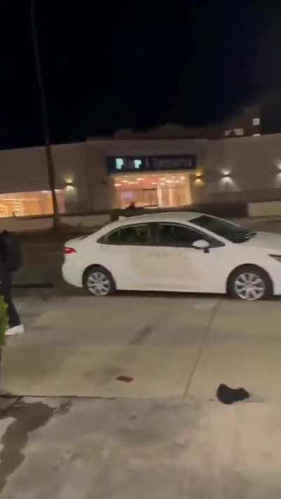 This gay dude what not having it 😂