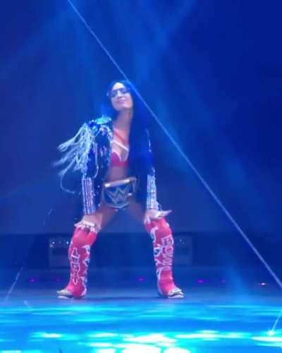 Shaking her booty and blowing kisses for the troops 🇺🇸🫡 | WWE Tribute to the Troops 2020