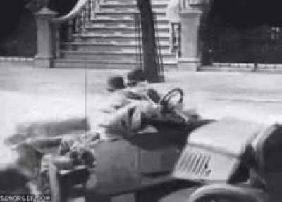 Drake the type of unlucky Urkel to have this happen to him