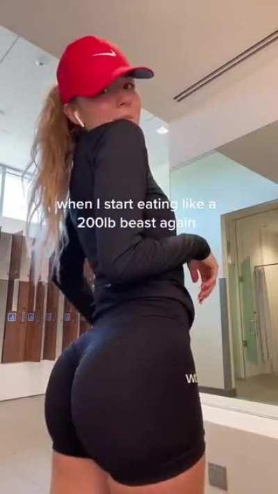 That Ass 🍑🤤 - TikTok charlieferarie- 29.09.22