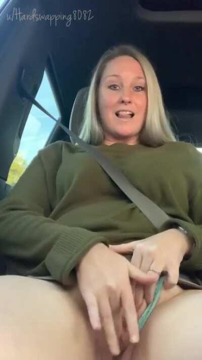 A little fun in the truck while waiting on hubs to get out of Walgreens 😈[F37]