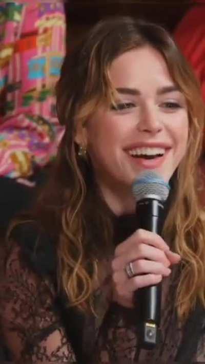 I can watch this all day love this dress 👀