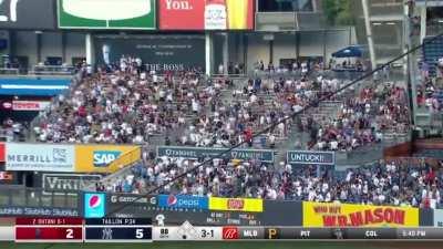 [Highlight] Ohtani homers for the 2nd straight day at Yankee Stadium for his league-leading #27 on the year.