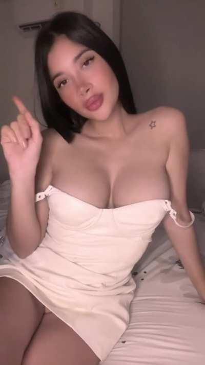 Do I look like a slutty latina....? 🔥🍑