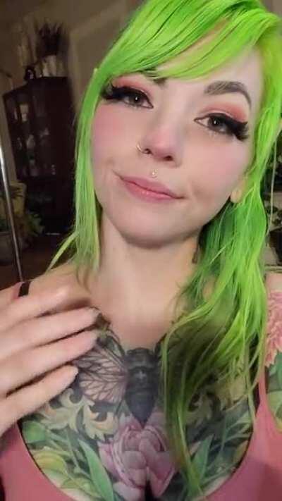 First time recording my fart, its more of a toot. I still enjoyed it.