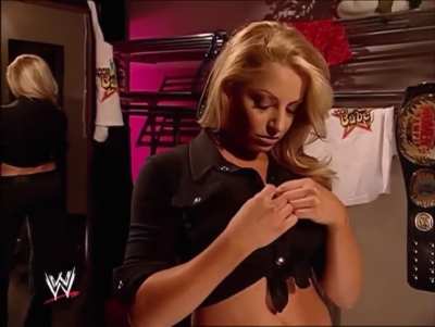 Trish Stratus gets ready for her appearance on The Highlight Reel (RAW 2004)