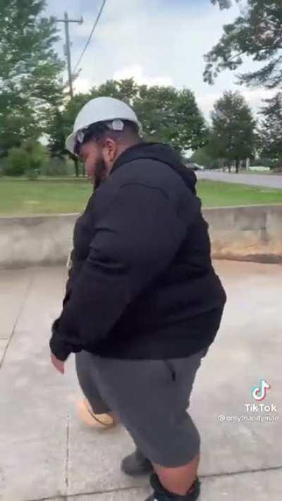 forces on life support, praying fr 🙏🏽