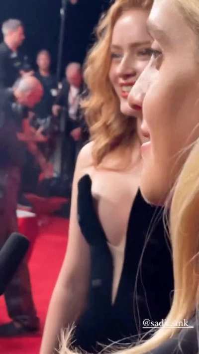 fuck, her tits are so beautiful, I want to do many things to them