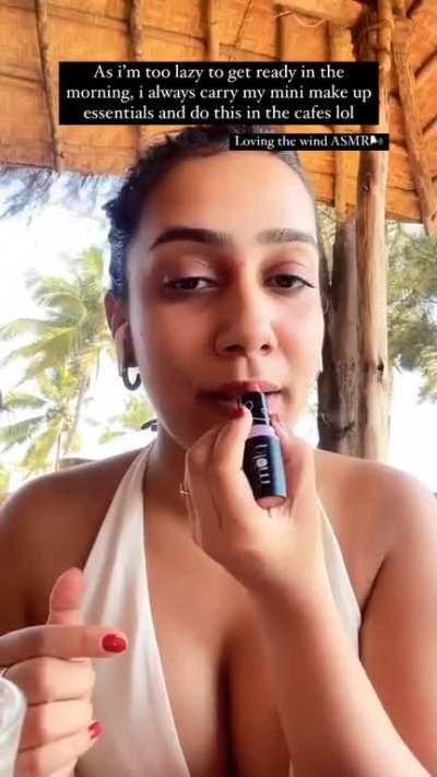 Ashmitatomar's cleavage