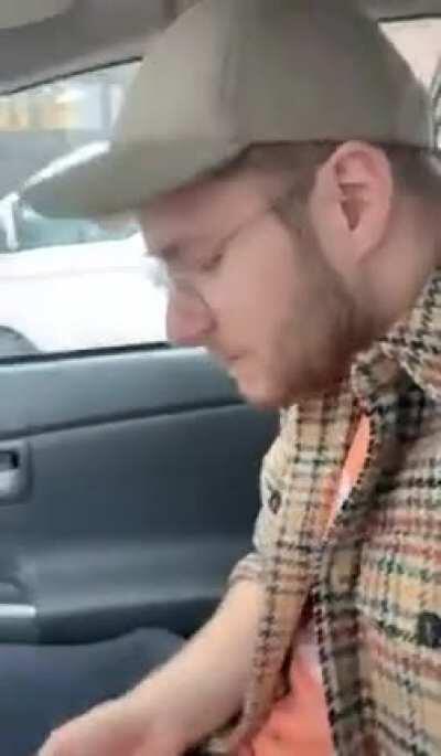 The correct way to enjoy jelly.