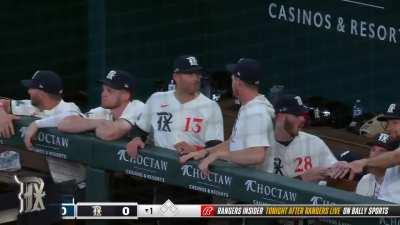 [Highlight] Marcus Semien with the leadoff homer, also his 200th career home run!