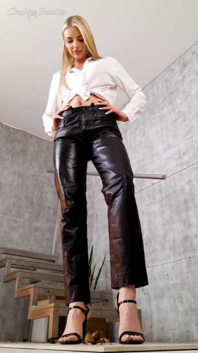 Goddess Veronica💜💜💜