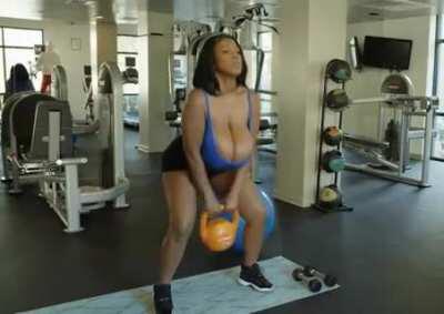 Maserati - Kettlebell [GIF]