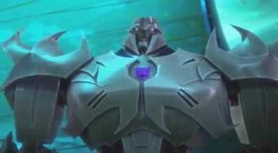 When Megatron is sus! 😳