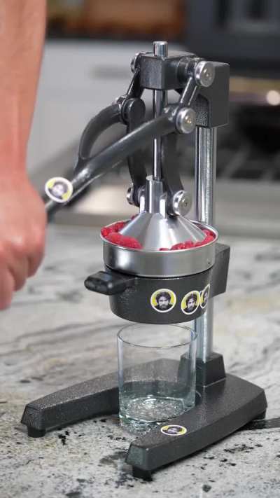 Fresh raspberry juice