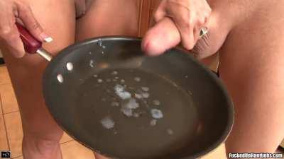 Jewels getting her cum for breakfast