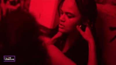 Jessica Ligia (31) & Amanda Simao (30) - 