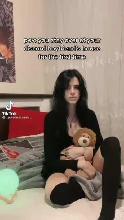 *stares motherfuckingly in the general direction of Male Au’ra groomers in Limsa*