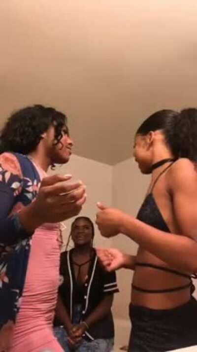 She said u kiss like a man 😋