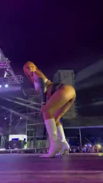 Twerking On Stage