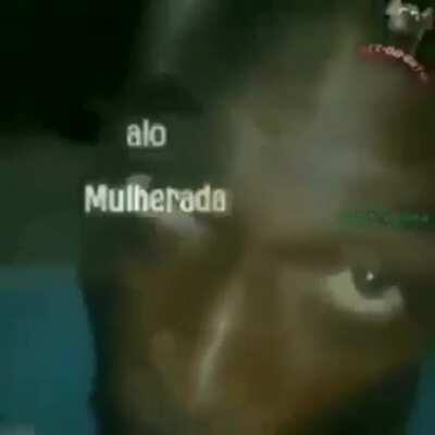 É isso q vc quer né muquinha? 😁😁👃👃