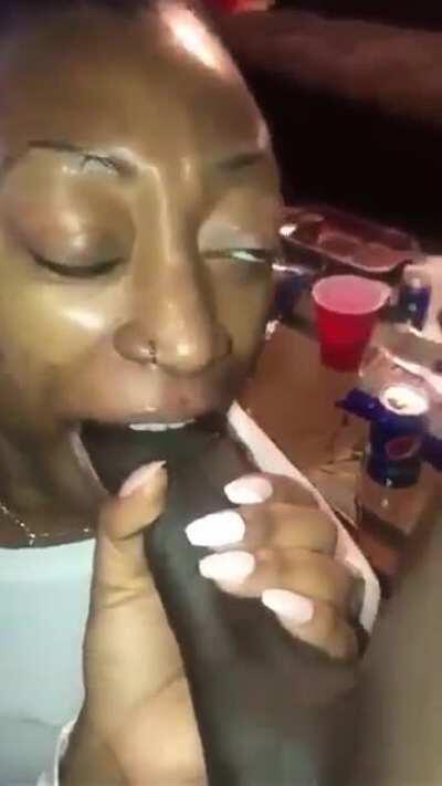 YOOOOOO WHAT THE FUCKKK 😳