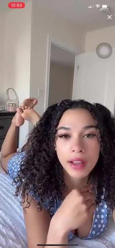 @urcurlygirlfriend live Pt 2