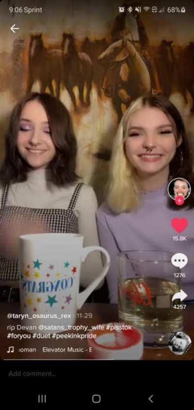 We got a couple of quirky girls here 🤪