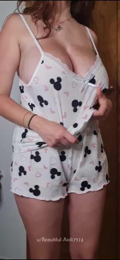 Pale and stacked babe next door