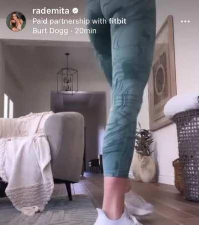 Jiggle jiggle. DM to jerk.