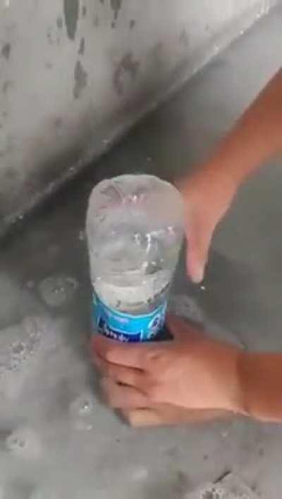 The Method Of Evacuating Water By Creating A Vacuum From The High Drain