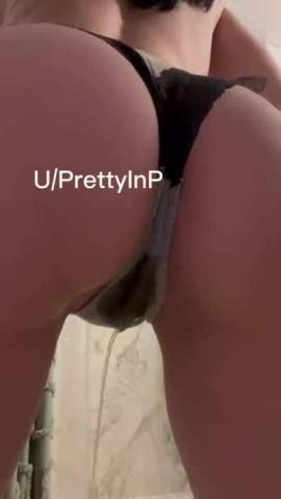 Wring em out in your mouth?😈🖤