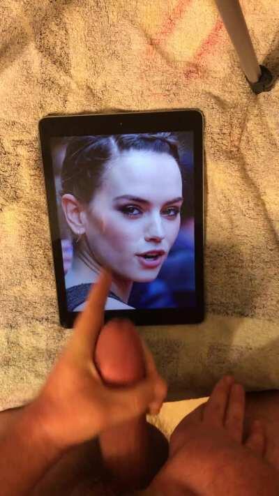 Daisy Ridley week - day 4 - cum tribute 4 - my bud jerkin his big hard cock over daisy and hot facial cumshot - If u want 2 b fed celebs and porn and show off jerkin over them on a second screen - public or private sessions - add hertsgirls on k1k