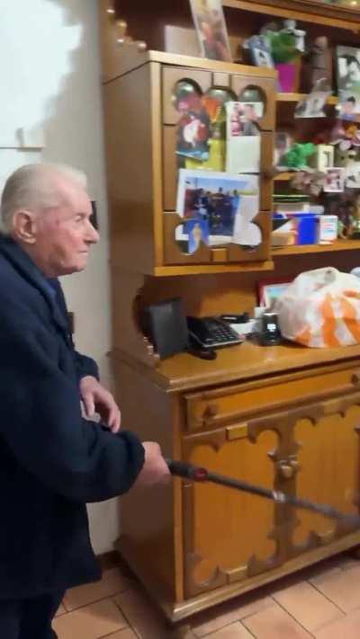 Goku vs Freeza live action. 