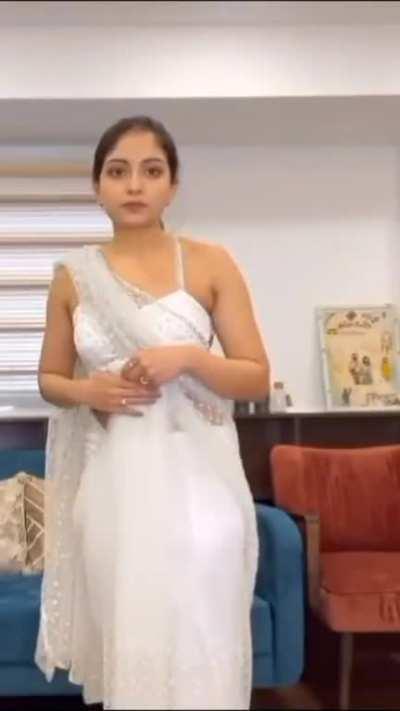 Ishaani Krishna 🍩🤤😋